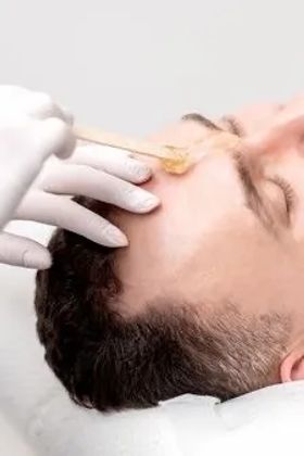 Мужская коррекция бровей воск/сахар