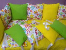 Бортики-подушки, постельное бельё в детскую кровать