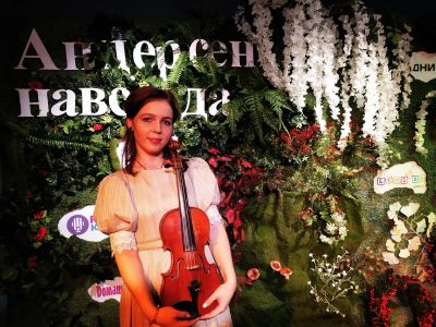 Выступление на детском спектакле