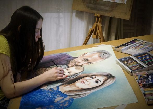 Портрет с фотографий за наказ. А1 формат, цветная пастель