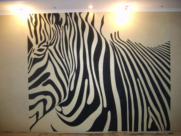 чудо зебра на стене
