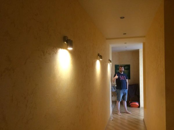 Монтаж стеновых светильников