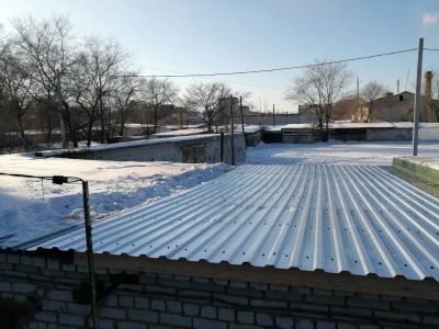 Демонтаж шифера, вывоз строительного мусора, монтаж профлиста. 