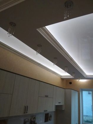 Натяжной потолок с внутренней подсветкой