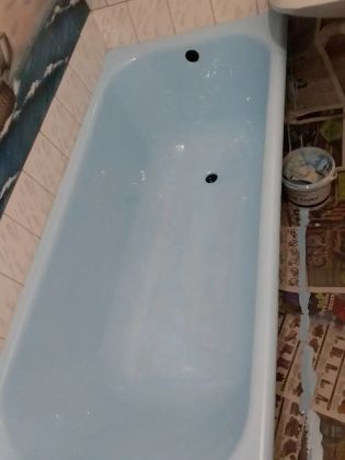 Реставрация ванны жидким акрилом с добавлением голубого колора