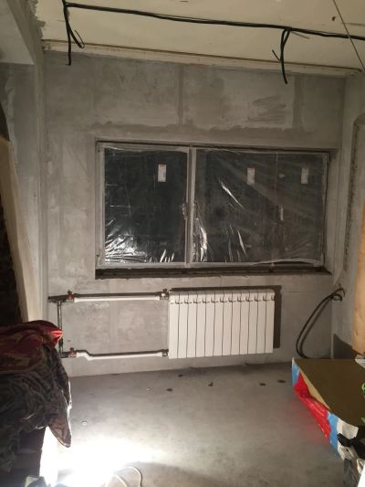 Штукатурка стен и потолка 
По моякам и углы 90 градусов 
