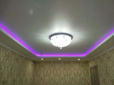 Парящий потолок . Мягкий свет создаёт #комфорт_и_уют