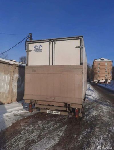 И СНОВА ГАЗЕЛЬКА)))