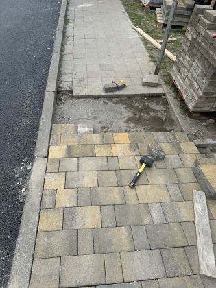 Укладка брусчатки 