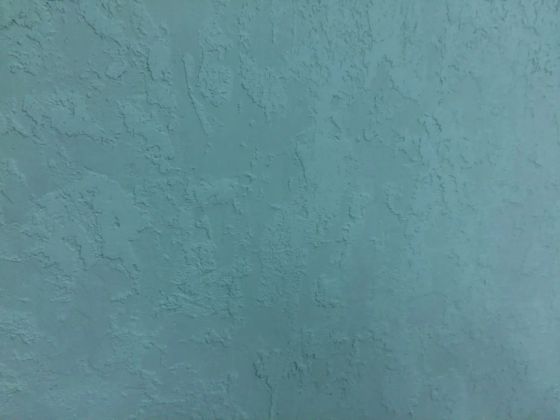 Самый дещевый покрита стены из шпатлевки и из шткатурки и краска