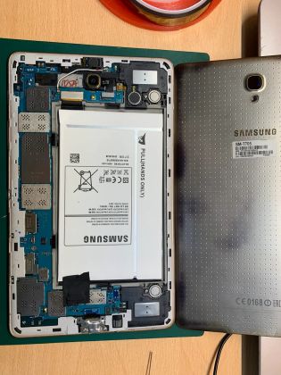 Замена АКБ на планшете Samsung Tab S