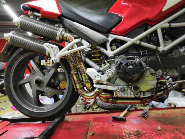 Изготовление выпускной системы(коллектор) на мотоцикл Ducati Monster из нержавеющий стали 