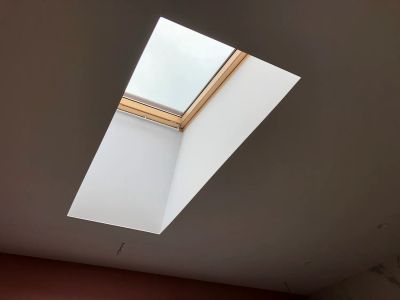 Материал ткань переход на мансардное окно полностью выполнено из полотна ткань 