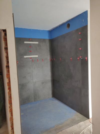 плитка 80*160 очень интересно выглядит в душевой