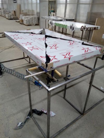 Изготовление каркаса и крыши для лотка мороженого 