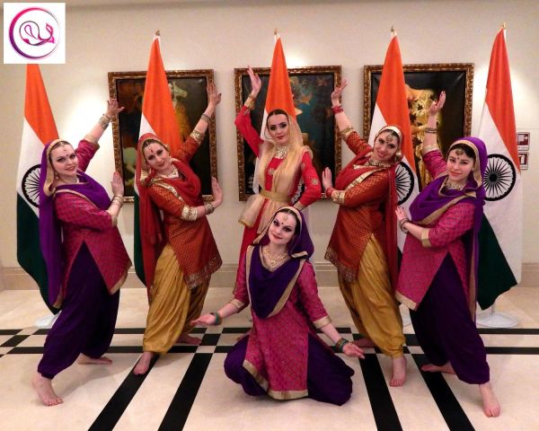 Выступление на посольском концерте «День Республики Индия», Four Seasons, Красная Площадь, официальный прием Посольства Индии в Москве (январь 2017 г.)