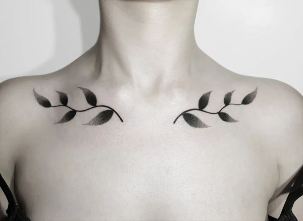 Плюсы татуировок на плече