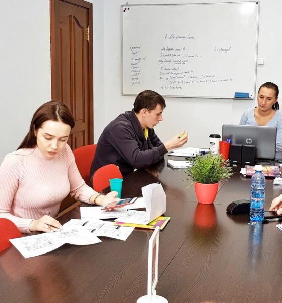 работа в языковом центре, Новосибирск