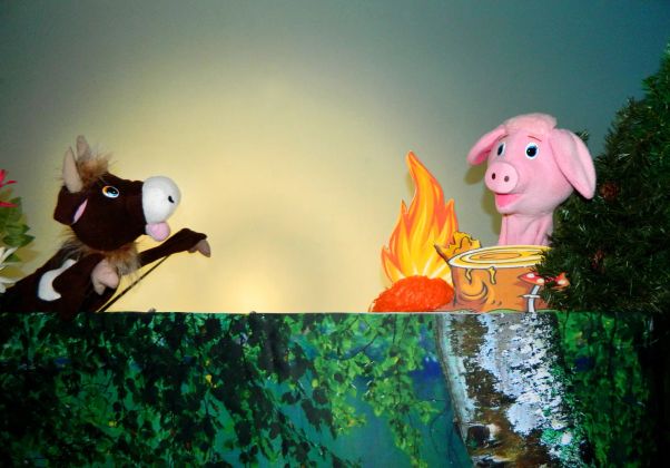 Поросенок и тетя корова - интерактивная кукольная сказка "Поросенок Пиг или спички детям не игрушки"
