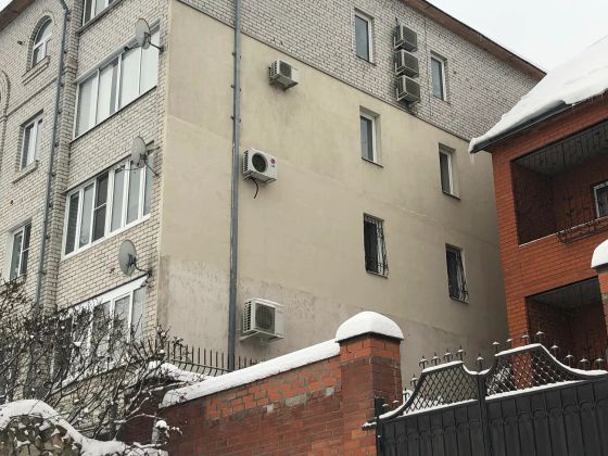 Утепление квартиры , ремонт межпланетных швов все виды высотных услуг промышленных альпинистов 