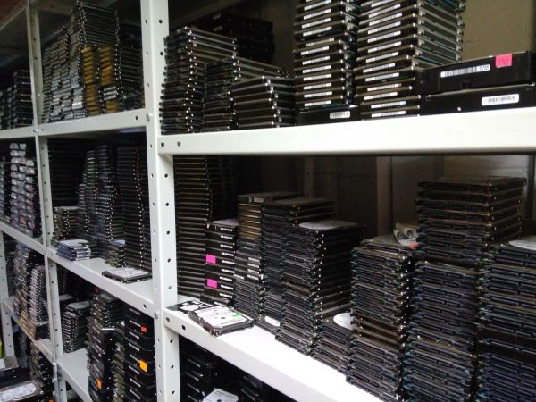 Восстановление данных с жестких дисков (HDD, SSD)