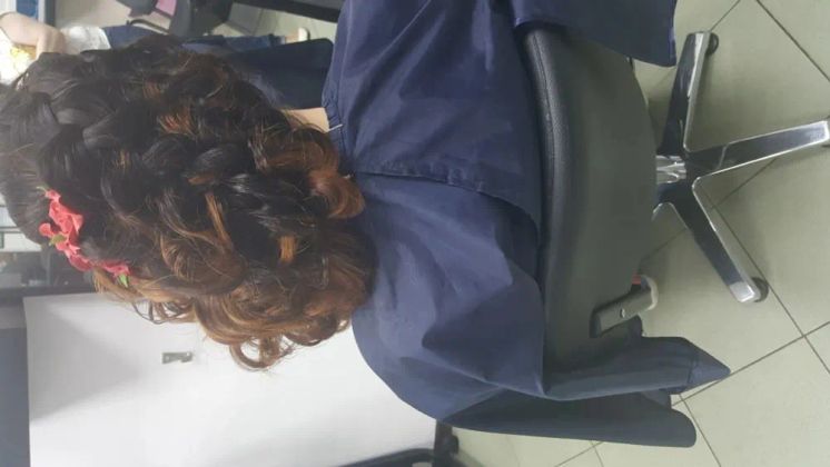 причёска на выпускной 