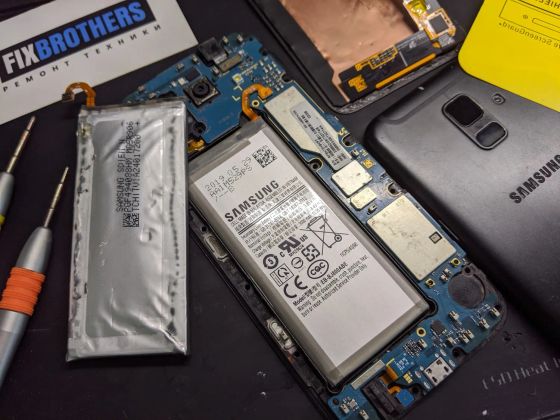 Замена оригинального аккумулятора на Samsung A6 2018 года (A600F). по времени заняло: 30 мин