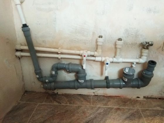 Разводка труб водоснабжения на кухне