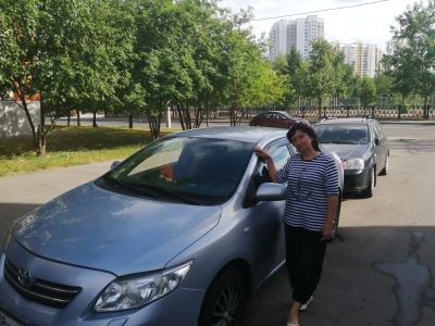 Автомобиль TOYOTA COROLLA (автоматическая коробка передач)