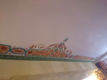 Роспись потолка в кафе "Хлеб насущный"
Орнамент в стиле модерн - роспись выполнена акриловыми красками