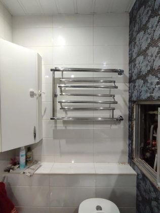 Установка полотенцесушителя.