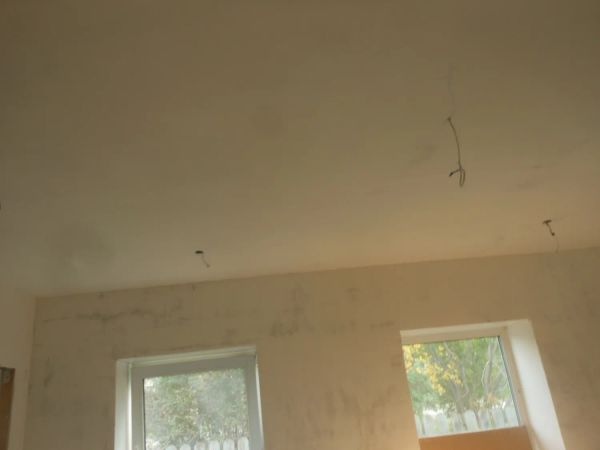 Монтаж и шпаклёвка потолка из гипсокартона