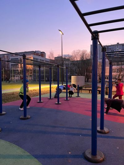 Занятия ОФП на открытой площадке!
Групповые и персональные тренировки.