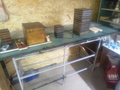 Стол в мастерскую.